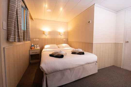 Standard Cabin