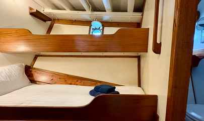 Twin Cabin Semi En-suite