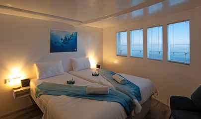 Luxury Cabin - Upper Deck