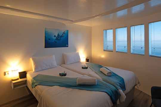 Luxury Cabin - Upper Deck